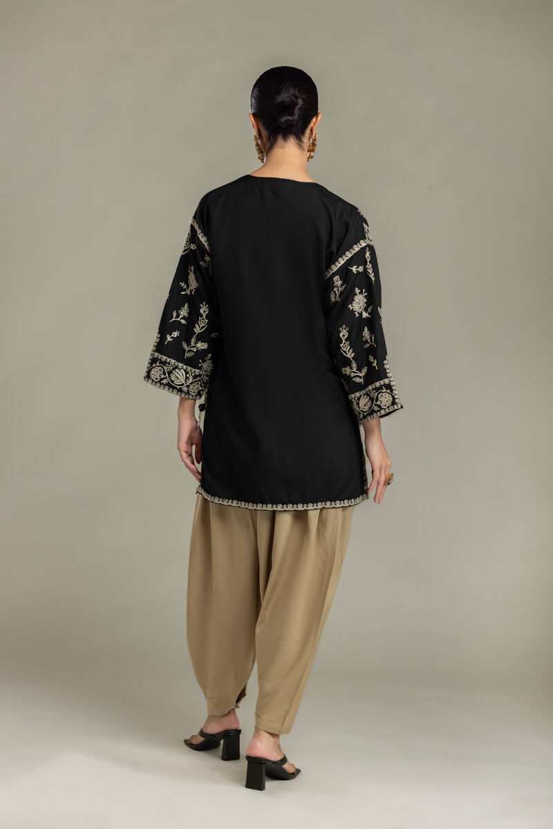 Embroidered | Raw Silk | Black Floral Kurta | USD 80.00