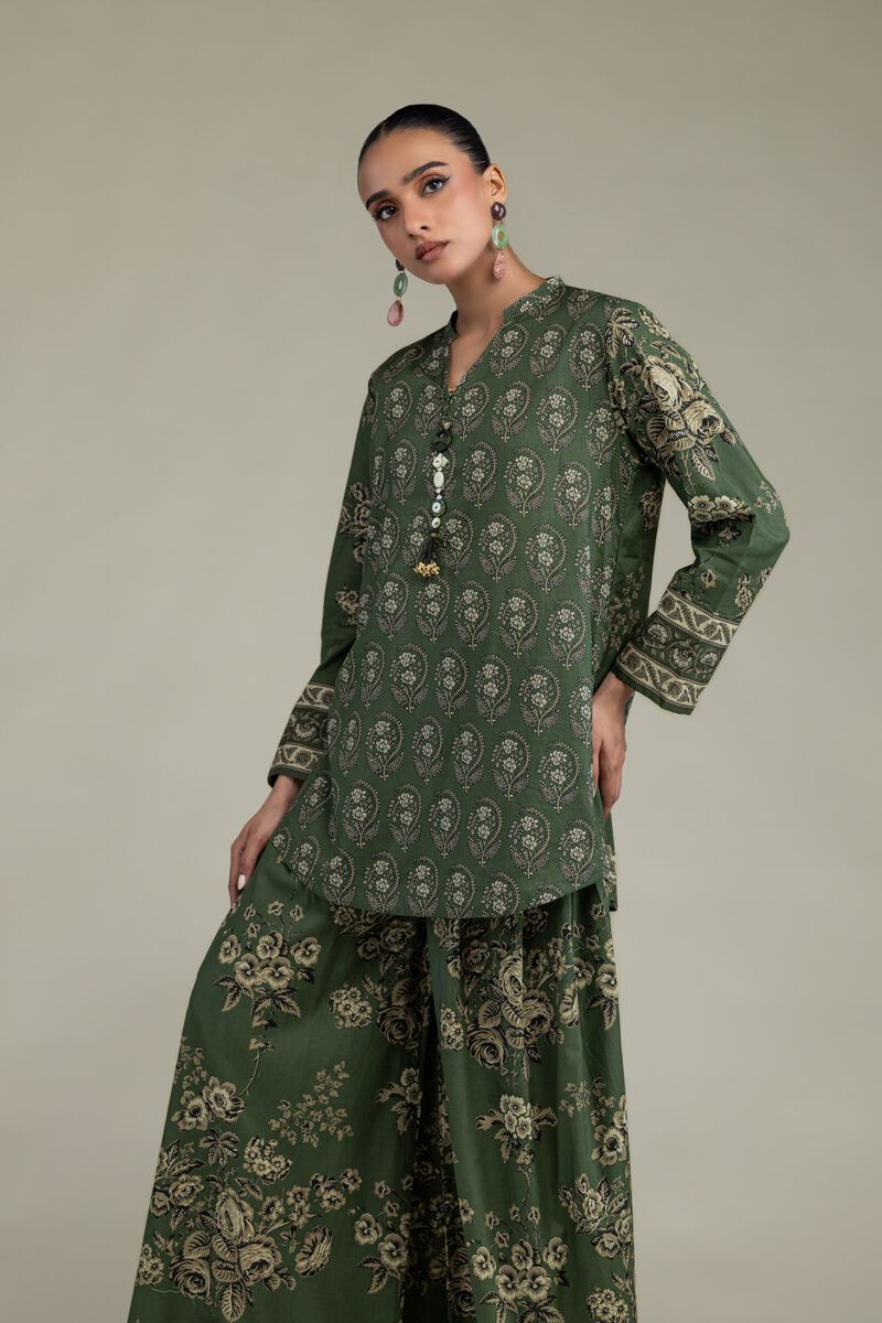 https://us.khaadi.com/dw/image/v2/BJTG_PRD/on/demandware.static/-/Sites-khaadi-master-catalog/default/dw94d0bfa9/images/hi-res/1-26-301-a-g1_multi_1.jpg?sw=800&sh=1200