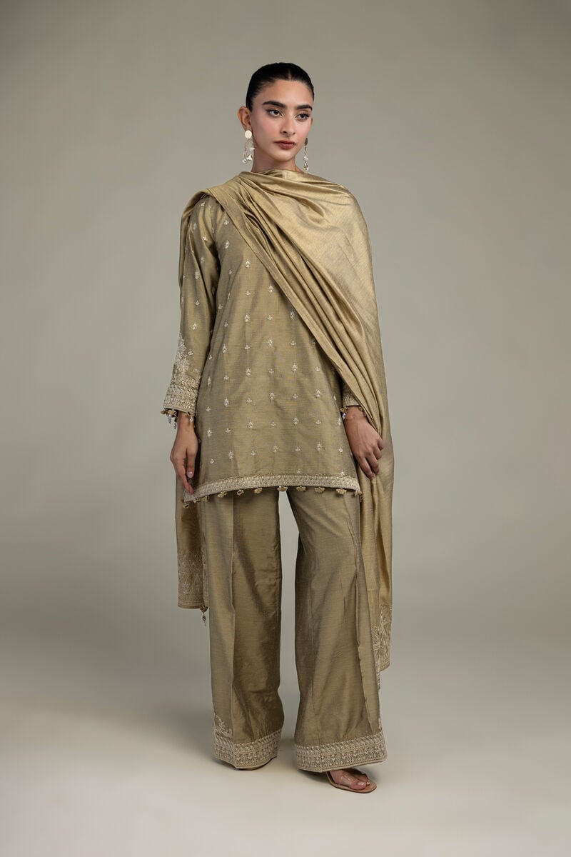 https://us.khaadi.com/dw/image/v2/BJTG_PRD/on/demandware.static/-/Sites-khaadi-master-catalog/default/dw9697b485/images/hi-res/2-26-303-b-j1_multi_1.jpg?sw=800&sh=1200