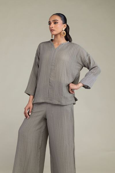 Dyed | Blended Crinkle | Crinkle V-Neck Blouse | USD 40.00