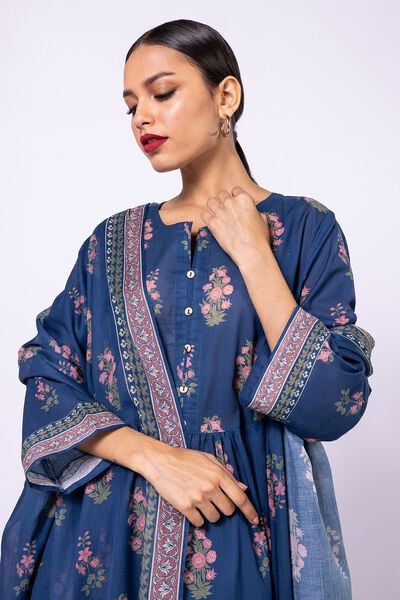 Khaadi - Pakistani Fashion | Shop Latest Kurta, Suits, and Western Wear ...