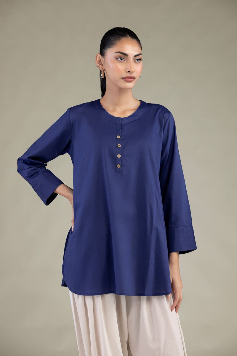 https://us.khaadi.com/dw/image/v2/BJTG_PRD/on/demandware.static/-/Sites-khaadi-master-catalog/default/dw9931eec9/images/hi-res/8-26-213-a-c1_multi_1.jpg?sw=800&sh=1200