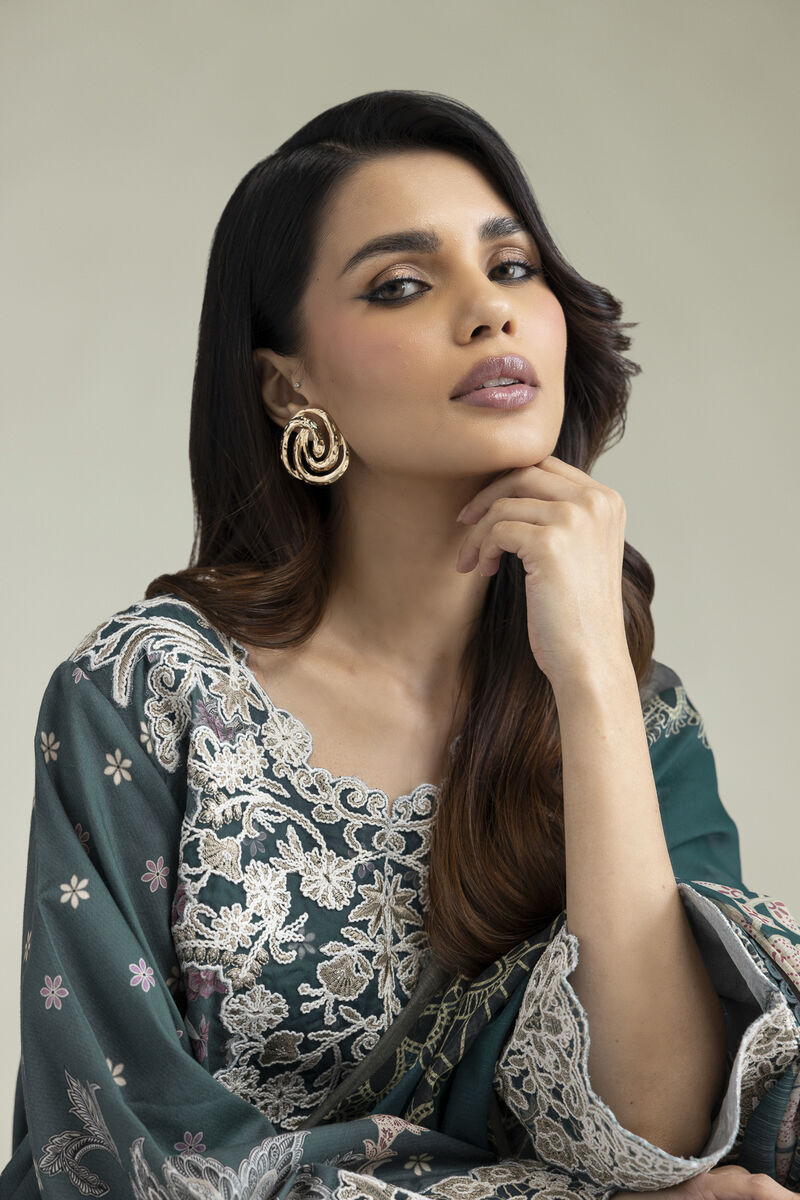 Embroidered | Lawn | Lawn 3-Piece Tailored | USD 80.00