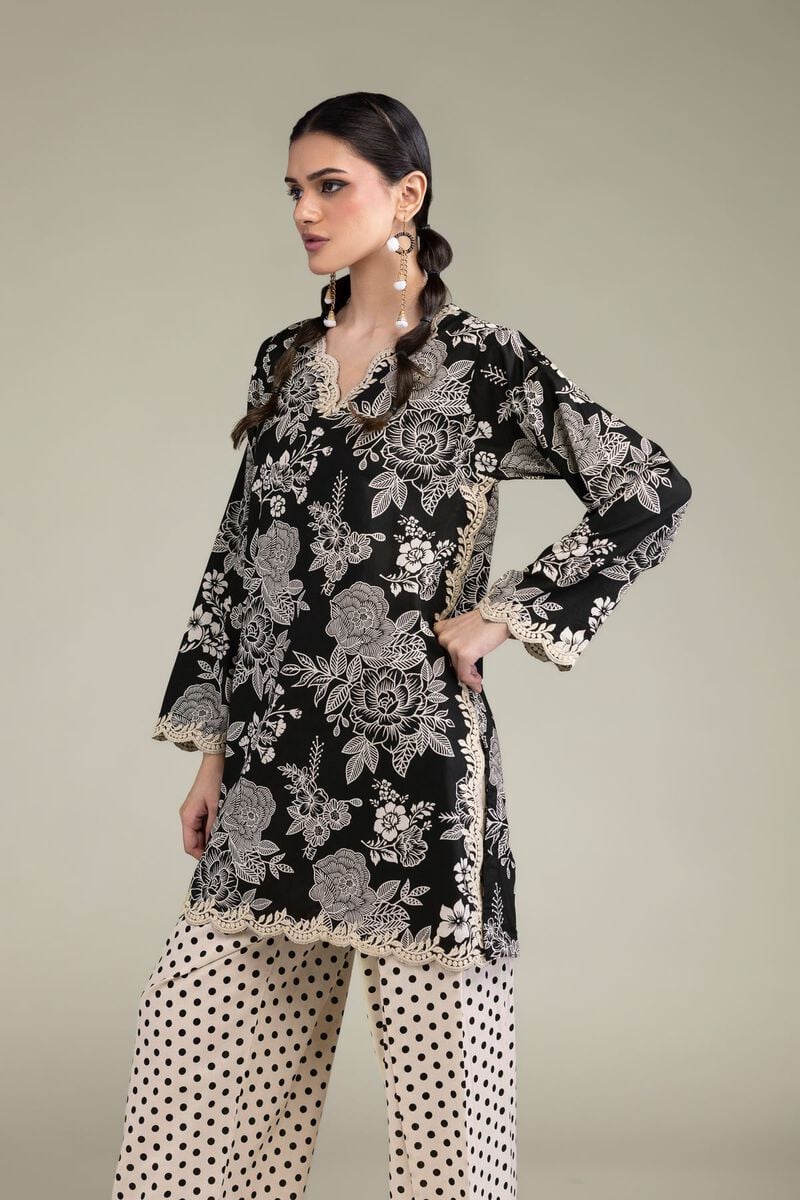 Embroidered | Cambric | Black Floral Kurta | USD 40.00