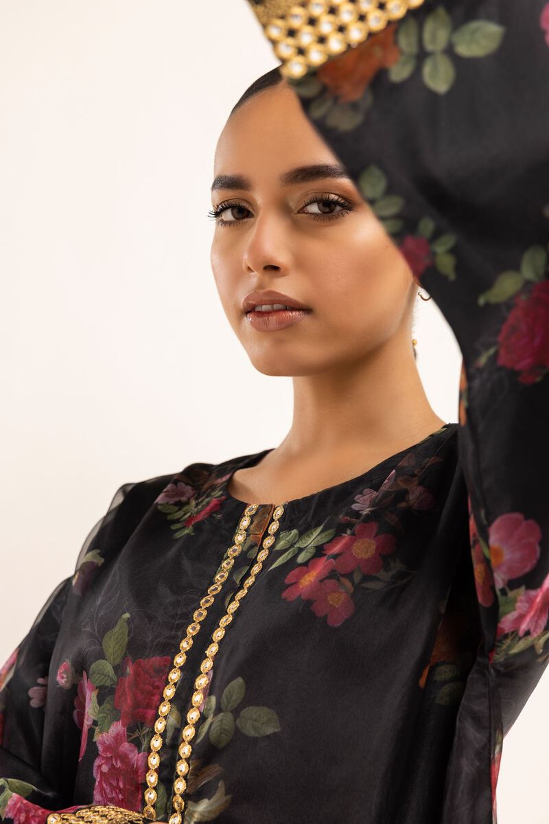  | Kurta | Embroidered | null