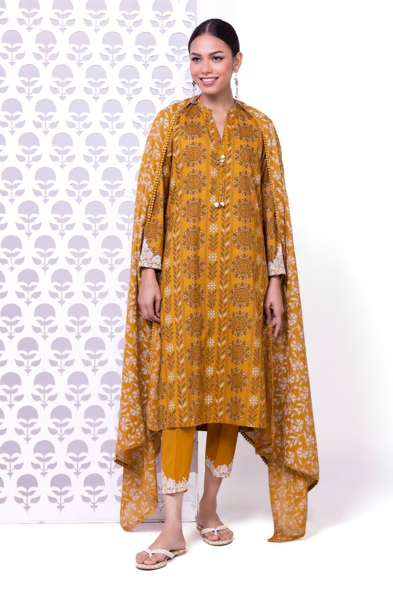 https://us.khaadi.com/dw/image/v2/BJTG_PRD/on/demandware.static/-/Sites-khaadi-master-catalog/default/dw9b57b146/images/hi-res/eeb245120a_yellow_1.jpg?sw=800&sh=1200