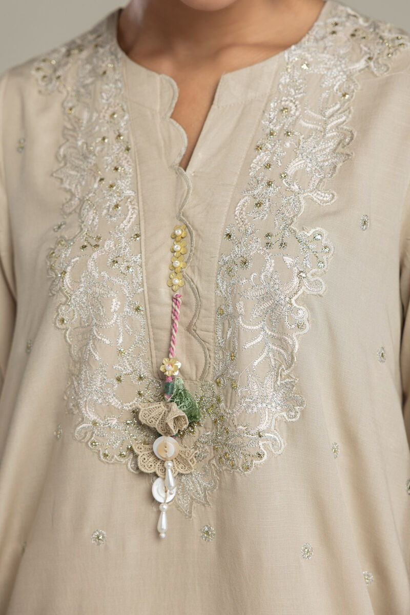 Embroidered | Raw Silk | Floral Beige Kurta | USD 80.00