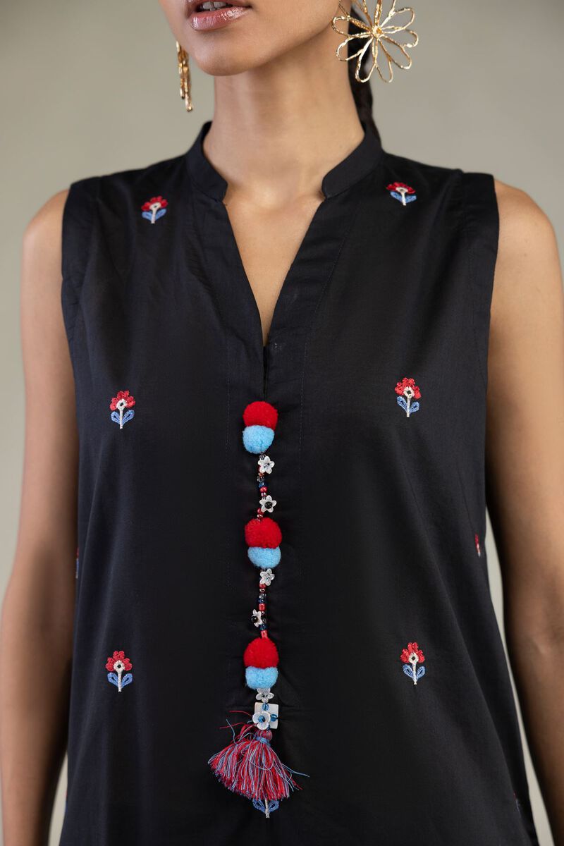 Embroidered | Cambric | Black Sleeveless Kurta | USD 35.00