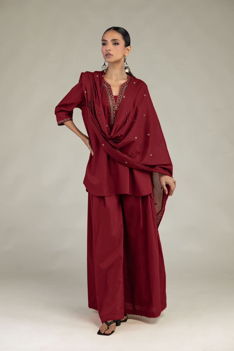 Textured Lawn | Embroidered | Maroon Lawn Dupatta | USD 35.00