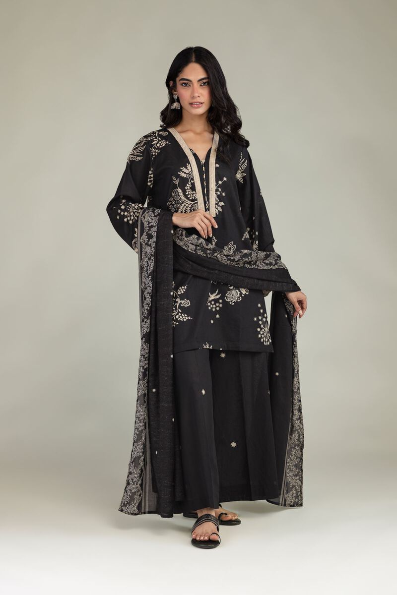 https://us.khaadi.com/dw/image/v2/BJTG_PRD/on/demandware.static/-/Sites-khaadi-master-catalog/default/dw9f3d0e30/images/hi-res/1-26-224-b-g1_multi_1.jpg?sw=800&sh=1200