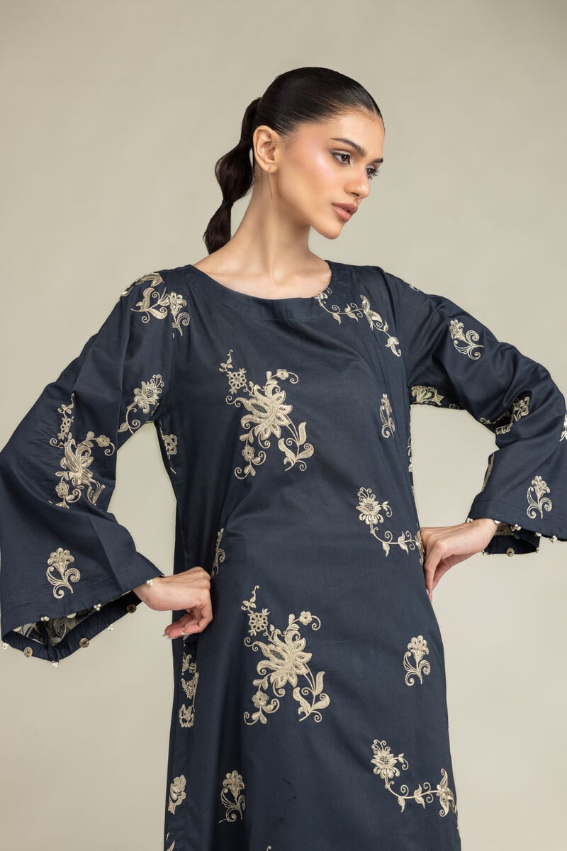 Embroidered | Cambric | Cambric Longline Kurta | USD 45.00
