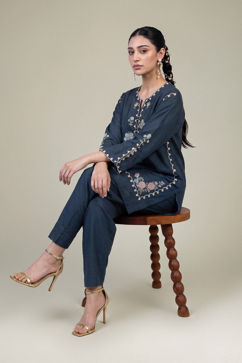 Embroidered | Raw Silk | Floral Navy Kurta | USD 45.00