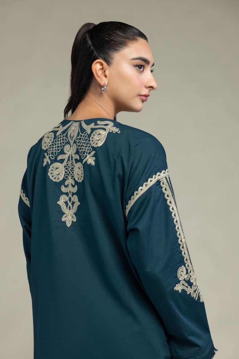 Embroidered | Cambric | Floral V-Neck Kurta | USD 45.00