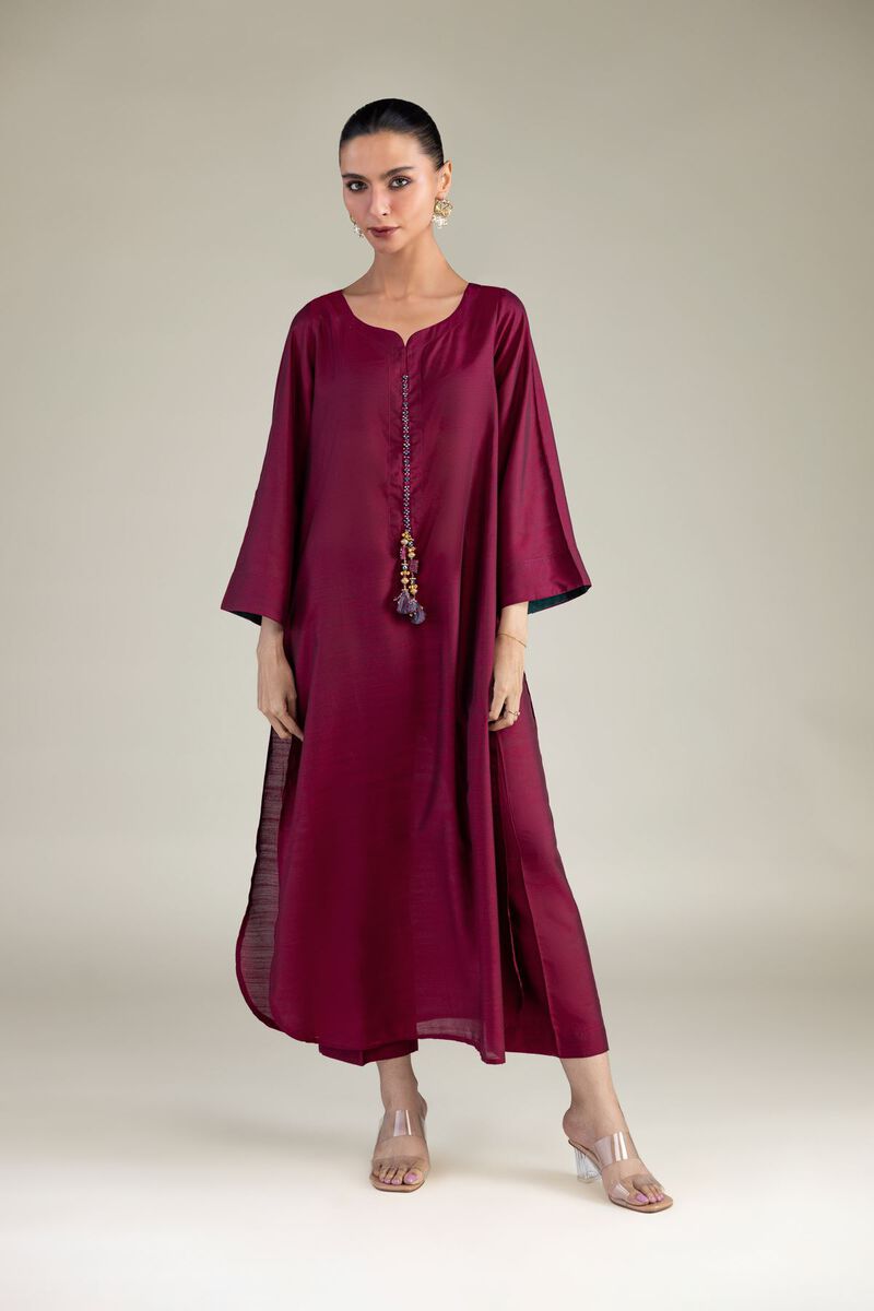 https://us.khaadi.com/dw/image/v2/BJTG_PRD/on/demandware.static/-/Sites-khaadi-master-catalog/default/dwa586a97d/images/hi-res/8-26-211-b-e1_multi_1.jpg?sw=800&sh=1200