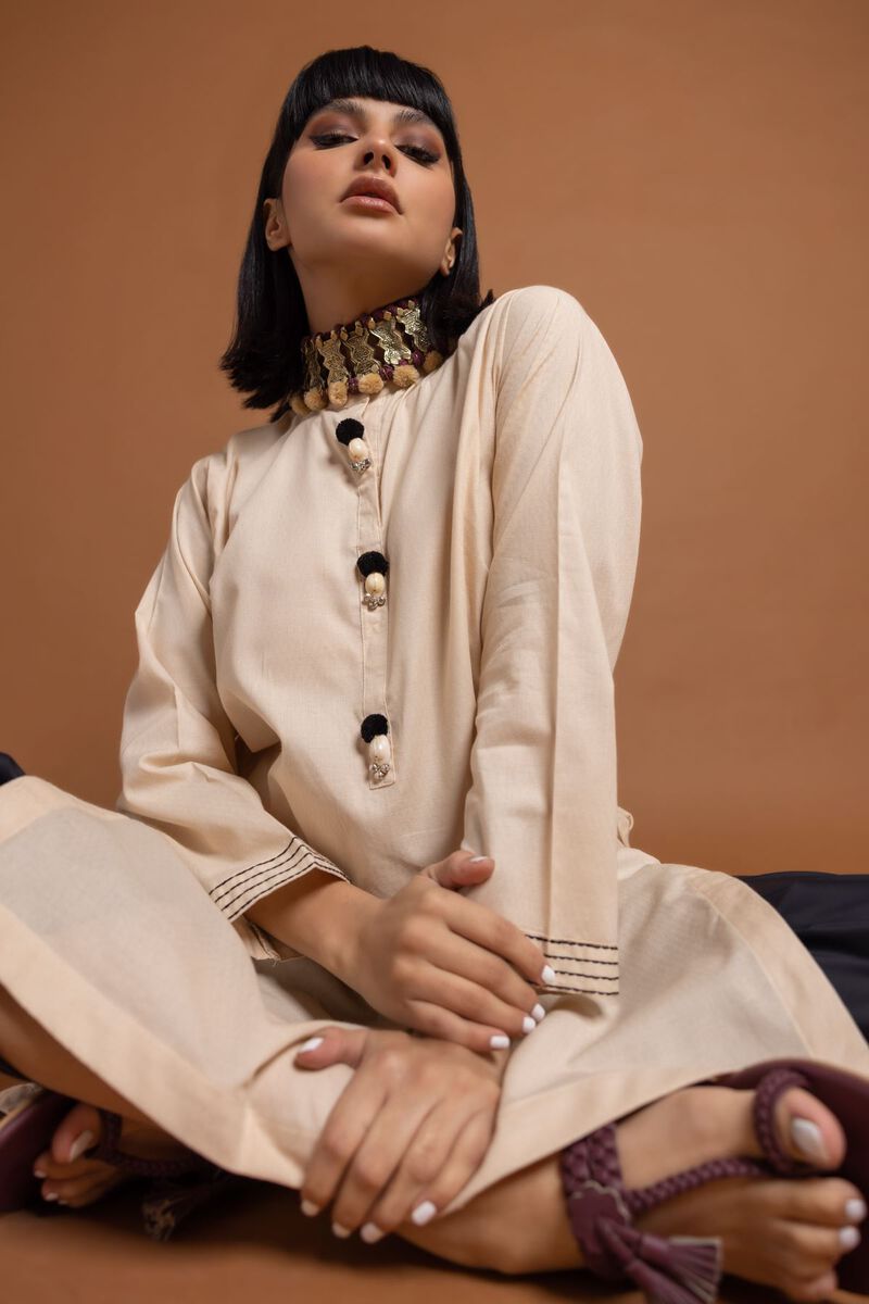  | Kurta | Embroidered | null