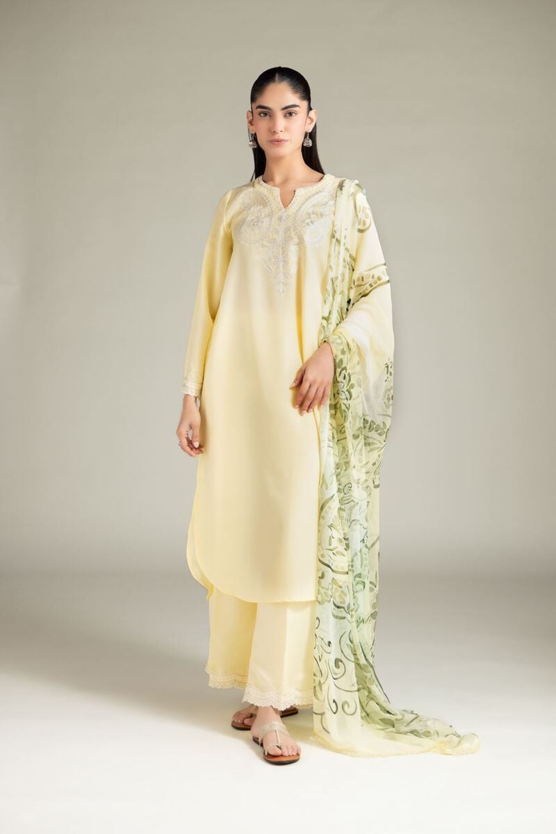 https://us.khaadi.com/dw/image/v2/BJTG_PRD/on/demandware.static/-/Sites-khaadi-master-catalog/default/dwa68a4034/images/hi-res/1-26-126-b-d_multi_1.jpg?sw=800&sh=1200