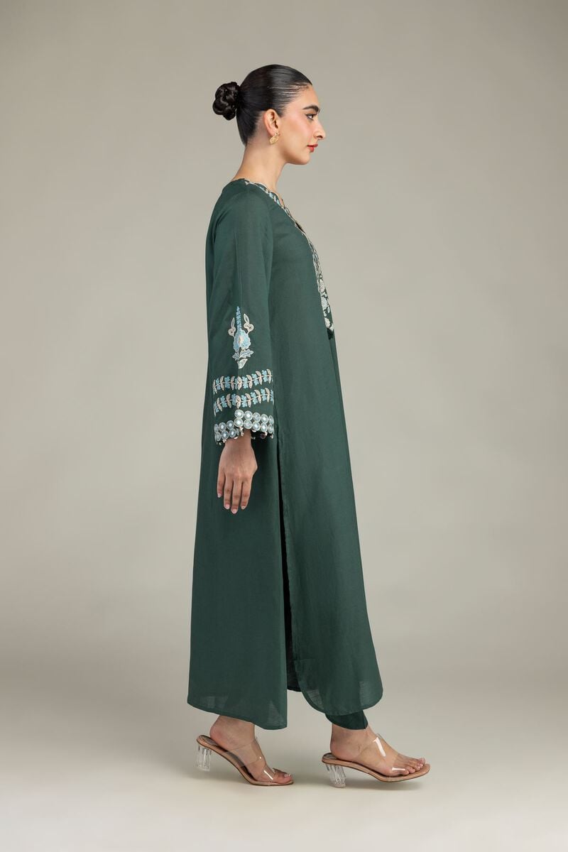 Embroidered | Raw Silk | Green Floral Kurta | USD 60.00