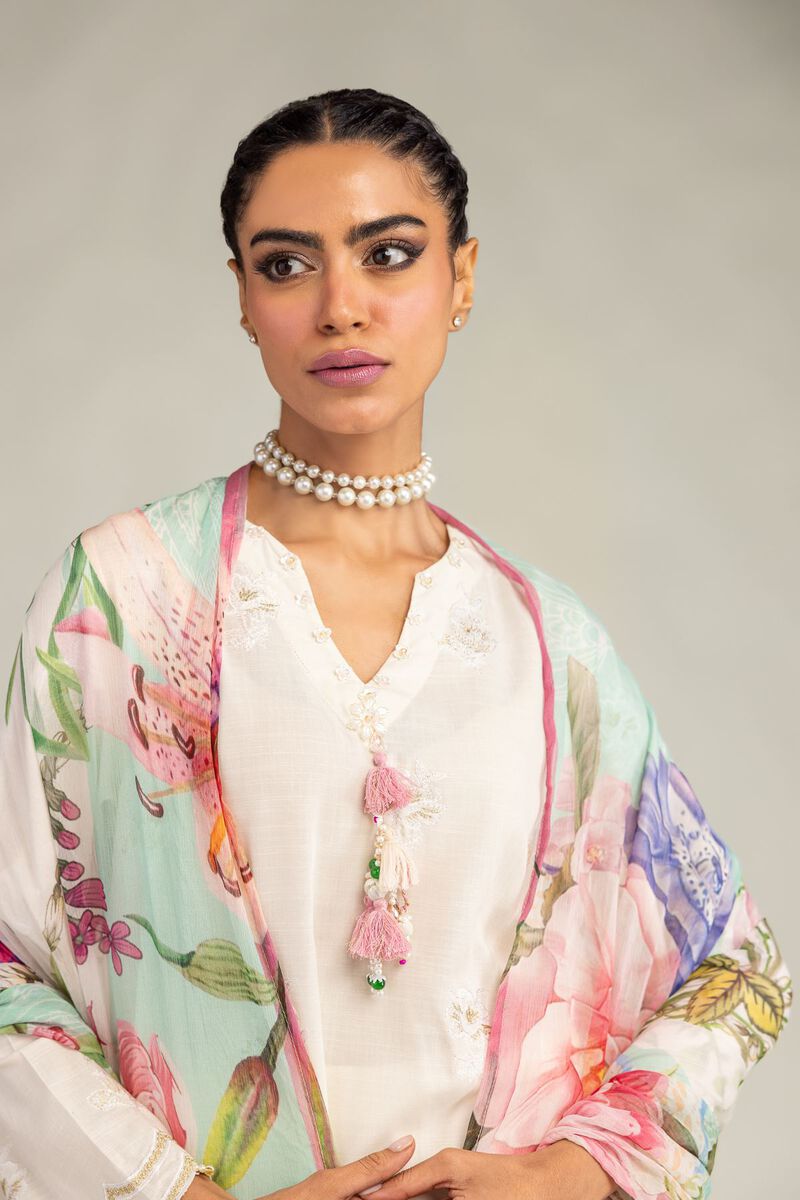 Embroidered | Mesuri | Mesuri Floral Dupatta | USD 30.00