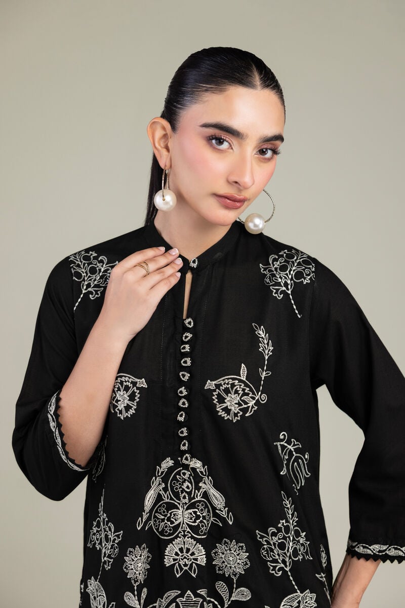 Embroidered | Raw Silk | Black Floral Kurta | USD 55.00