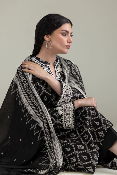 Embroidered | Lawn | Black Lawn Dupatta | USD 25.00