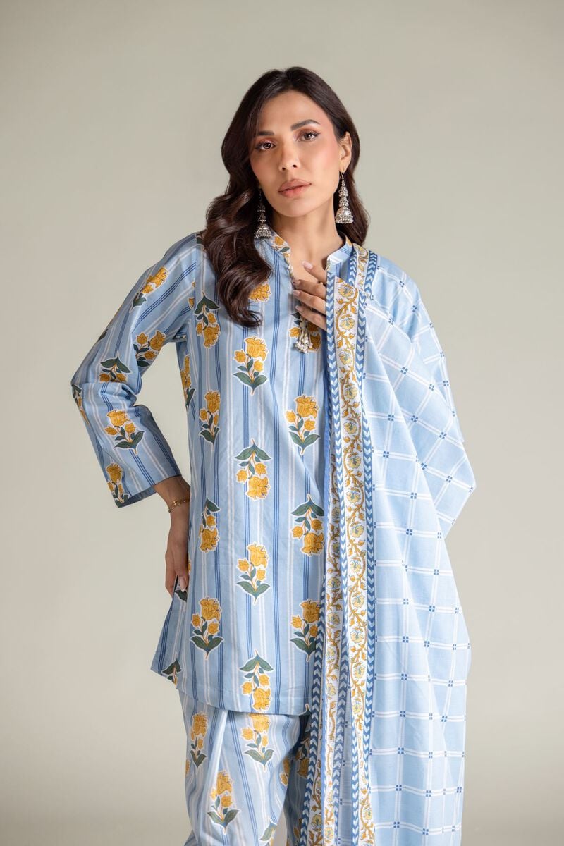 https://us.khaadi.com/dw/image/v2/BJTG_PRD/on/demandware.static/-/Sites-khaadi-master-catalog/default/dwad5e51ed/images/hi-res/1-26-139-c-h_multi_1.jpg?sw=800&sh=1200