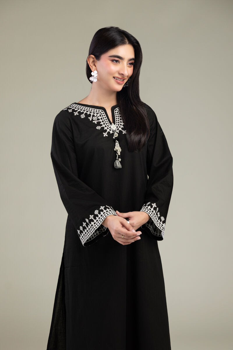 Embroidered | Cambric | Black V-Neck kurta | USD 35.00