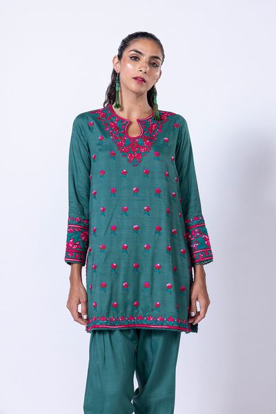  | Kurta | Embroidered | USD 100.00