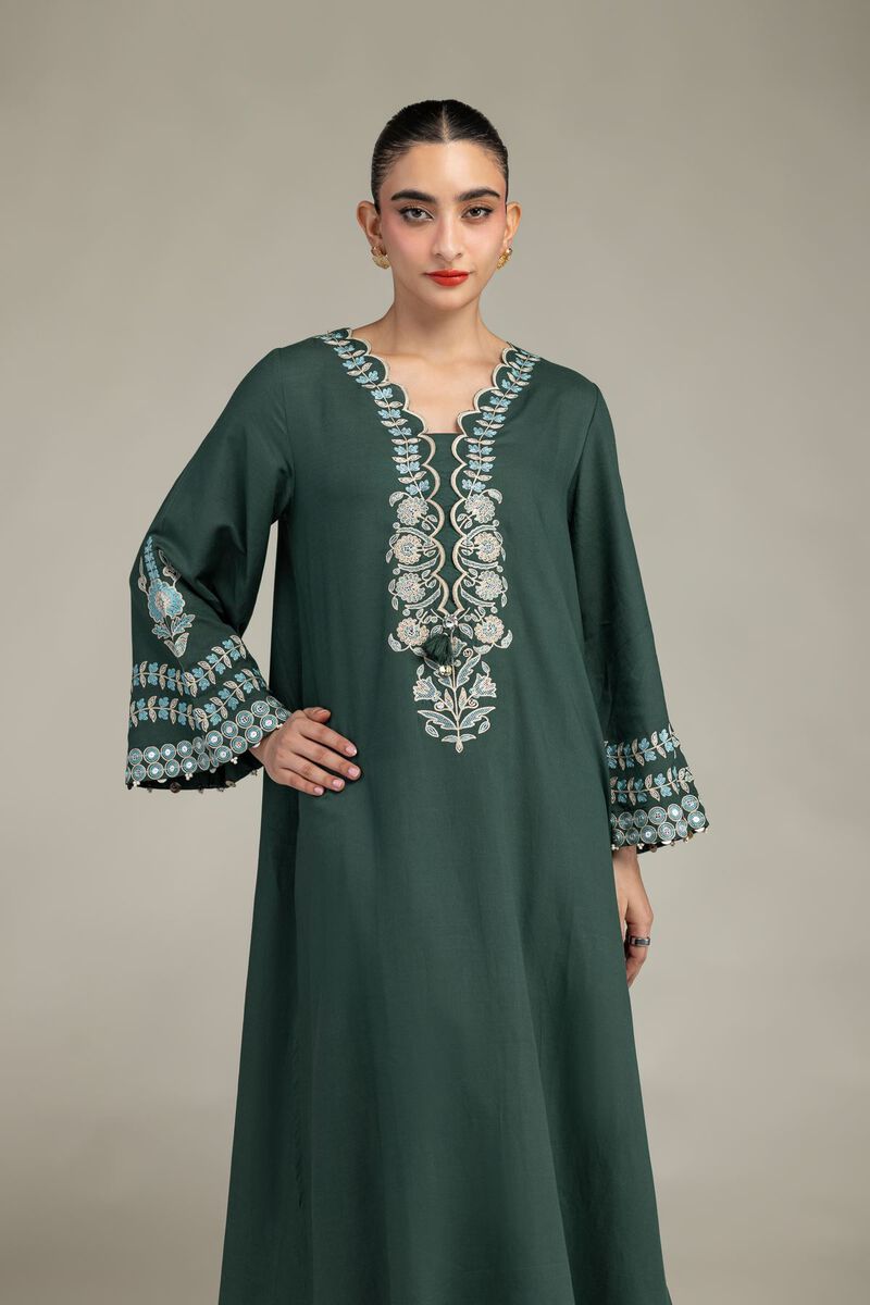 Embroidered | Raw Silk | Green Floral Kurta | USD 60.00