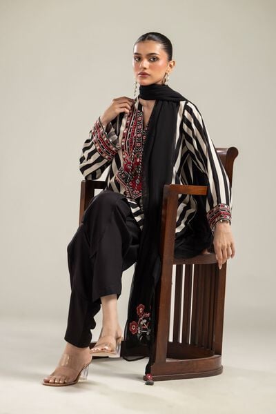 Embroidered | Chiffon | Black Chiffon Dupatta | USD 35.00