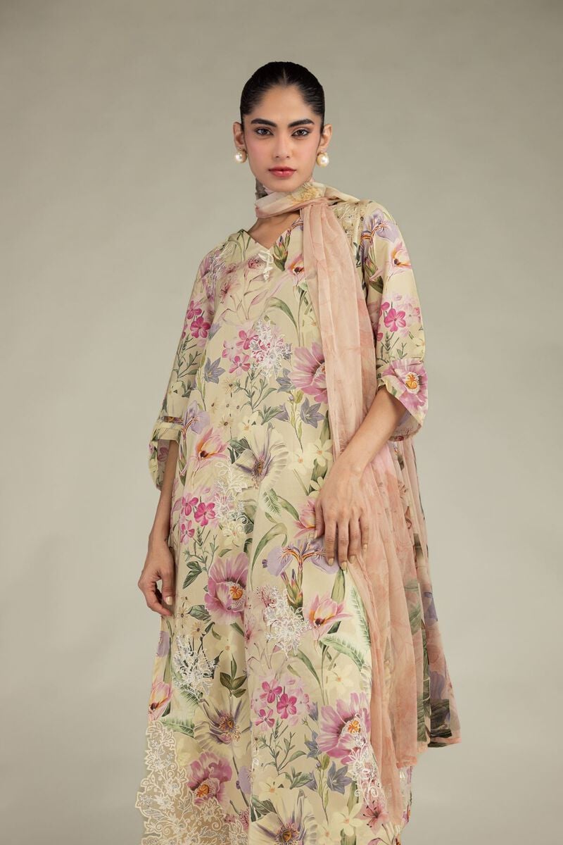 https://us.khaadi.com/dw/image/v2/BJTG_PRD/on/demandware.static/-/Sites-khaadi-master-catalog/default/dwb09b73ff/images/hi-res/2-26-205-a-j1_multi_1.jpg?sw=800&sh=1200