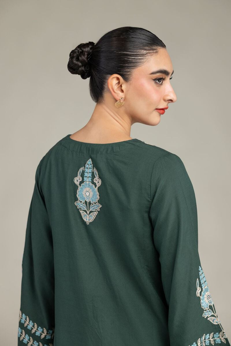 Embroidered | Raw Silk | Green Floral Kurta | USD 60.00