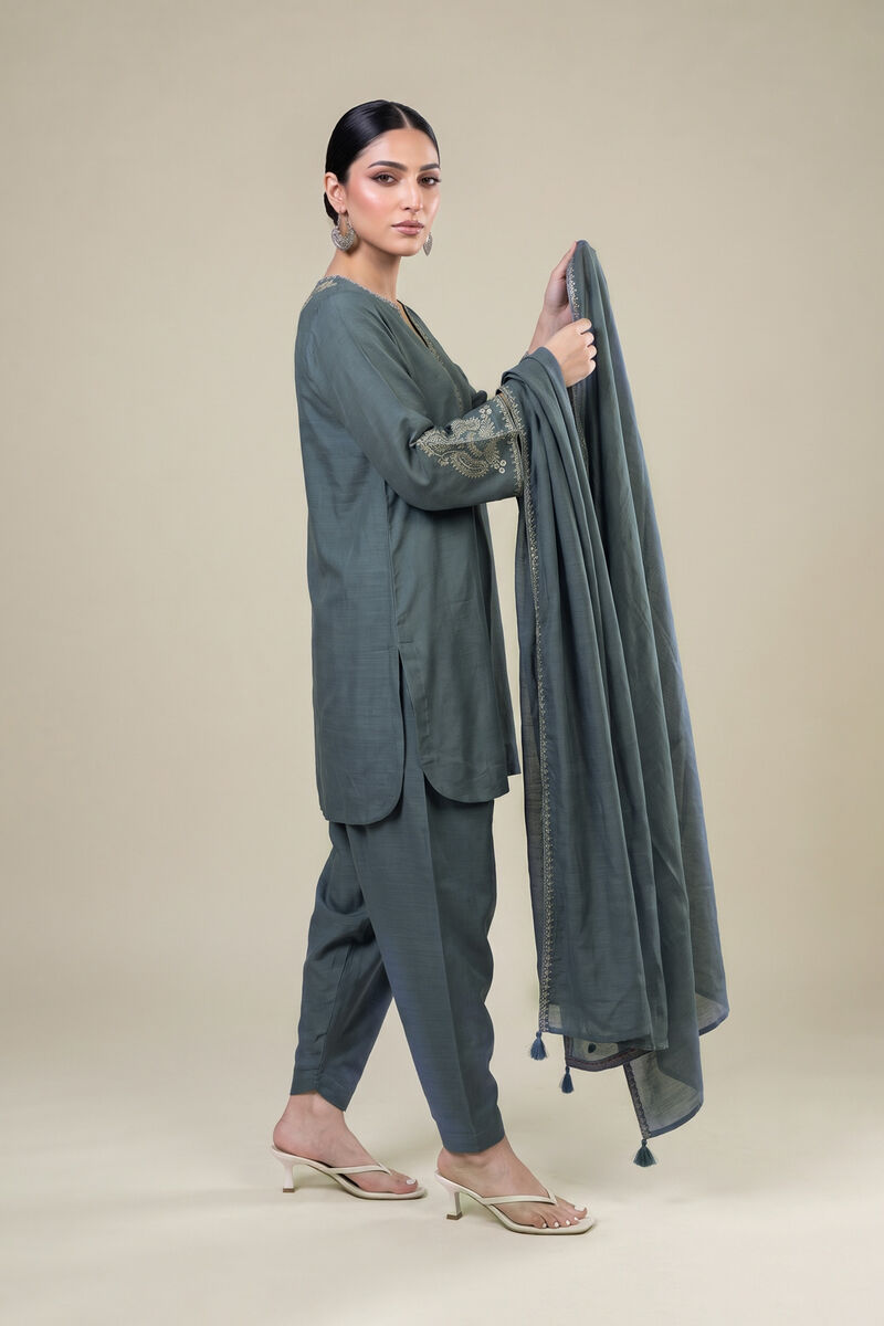 Embroidered | Light Khaddar | Blue Solid Dupatta | USD 35.00