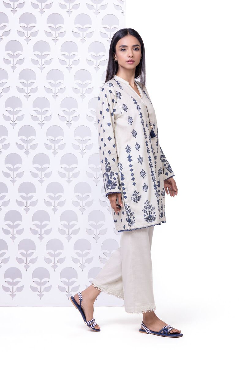 https://us.khaadi.com/dw/image/v2/BJTG_PRD/on/demandware.static/-/Sites-khaadi-master-catalog/default/dwb4fbc6e7/images/hi-res/eeb245146a_off-white_1.jpg?sw=800&sh=1200