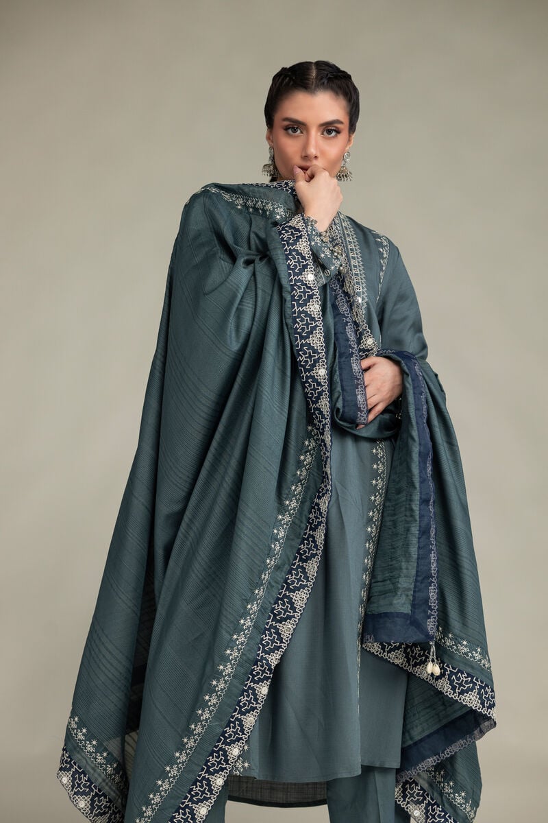 https://us.khaadi.com/dw/image/v2/BJTG_PRD/on/demandware.static/-/Sites-khaadi-master-catalog/default/dwb6fc6db6/images/hi-res/2-26-307-c-b1_multi_1.jpg?sw=800&sh=1200