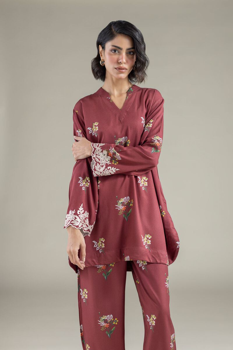 https://us.khaadi.com/dw/image/v2/BJTG_PRD/on/demandware.static/-/Sites-khaadi-master-catalog/default/dwb84b3637/images/hi-res/25-10-11e6-07ta_multi_1.jpg?sw=800&sh=1200