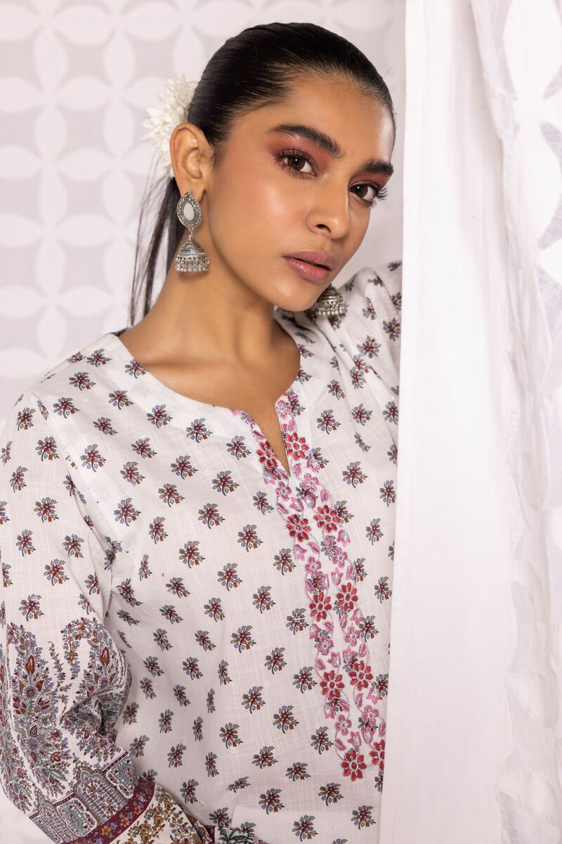 Buy Kurta Embroidered 10.20 USD 1001751729 Khaadi United States