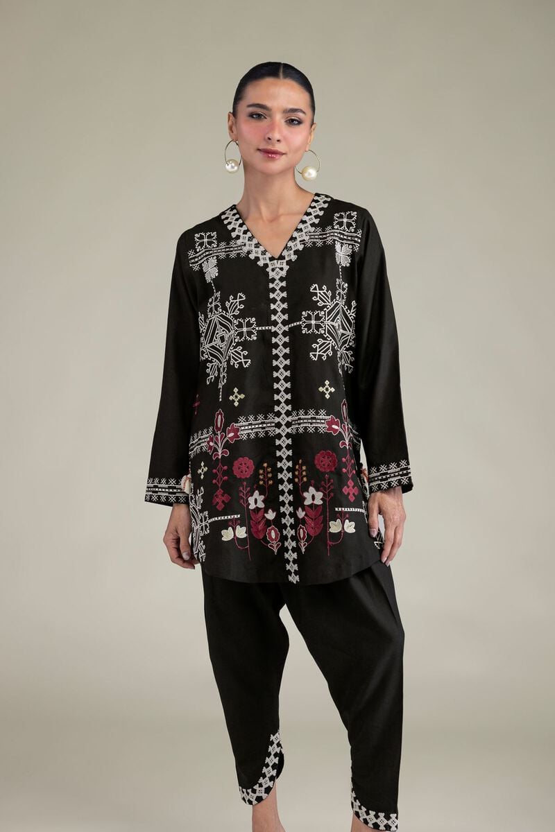 Embroidered | Raw Silk | Black Floral Kurta | USD 45.00