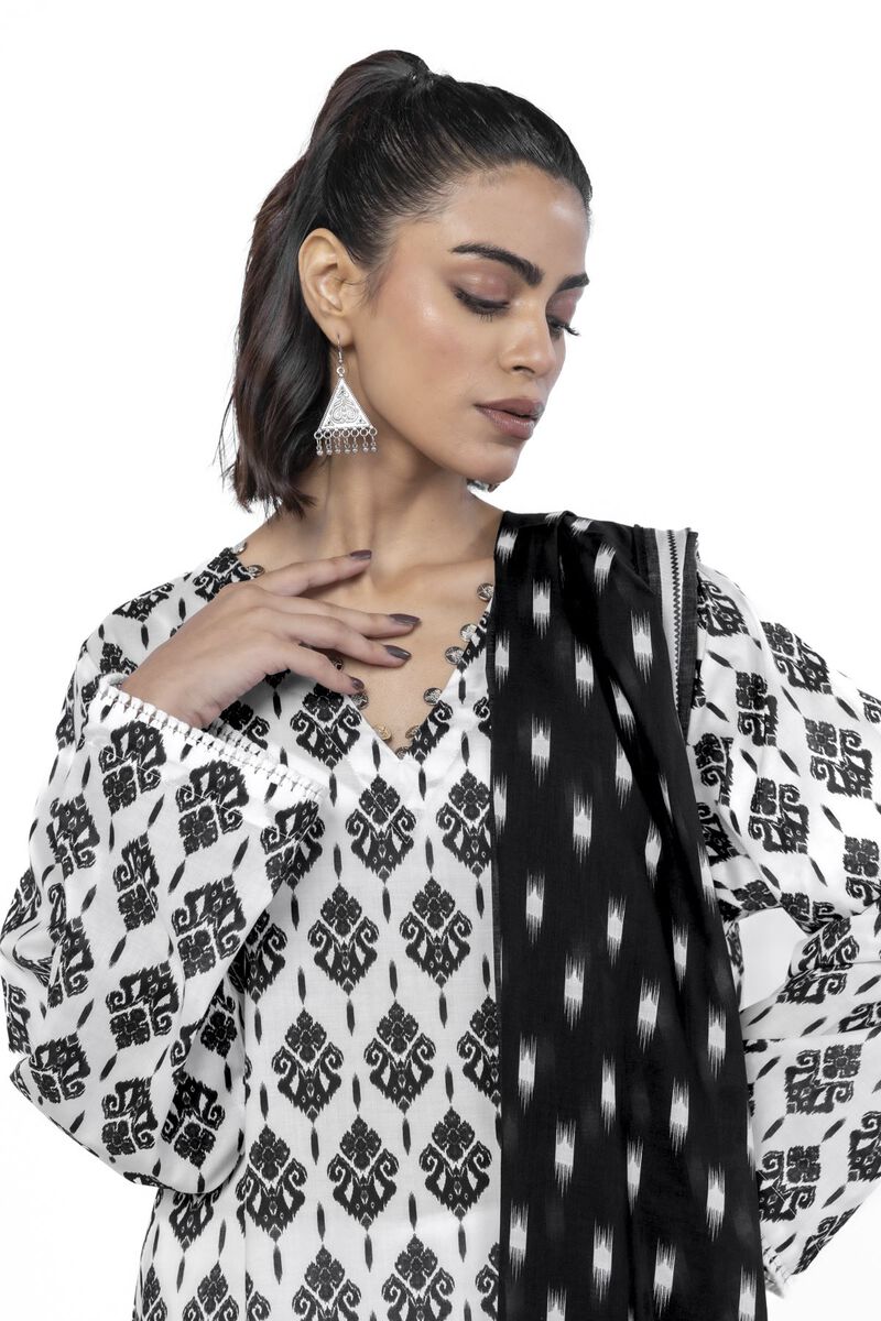 Embroidered | Lawn | Tailored 3 Piece | USD 25.00