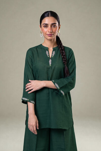 Embroidered | Light Khaddar | Embroidered Khaddar Kurta | USD 35.00