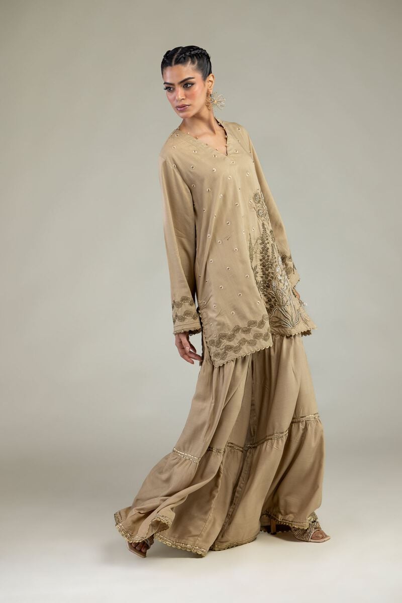 Embroidered | Raw Silk | Floral V-Neck Kurta | USD 60.00