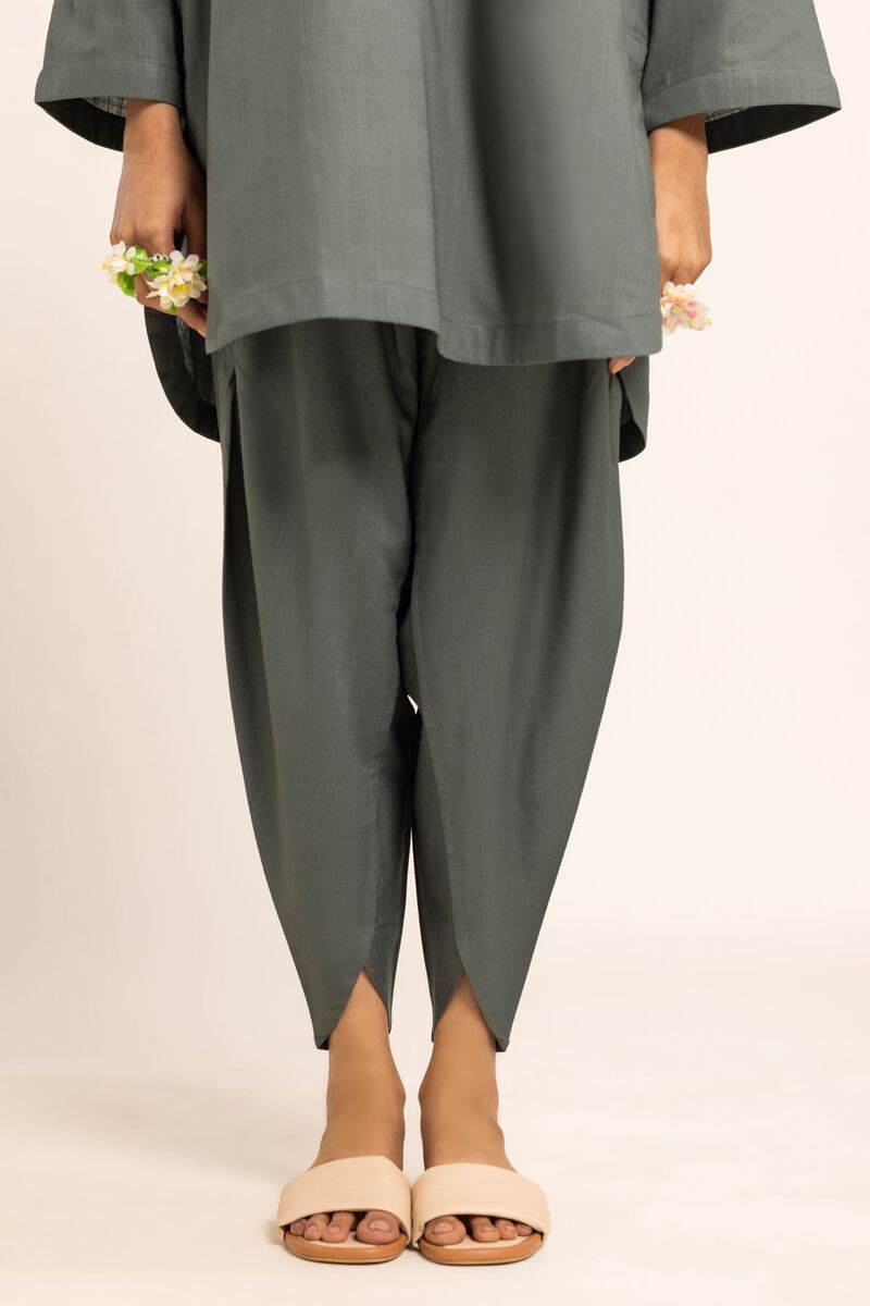  | Shalwar | null