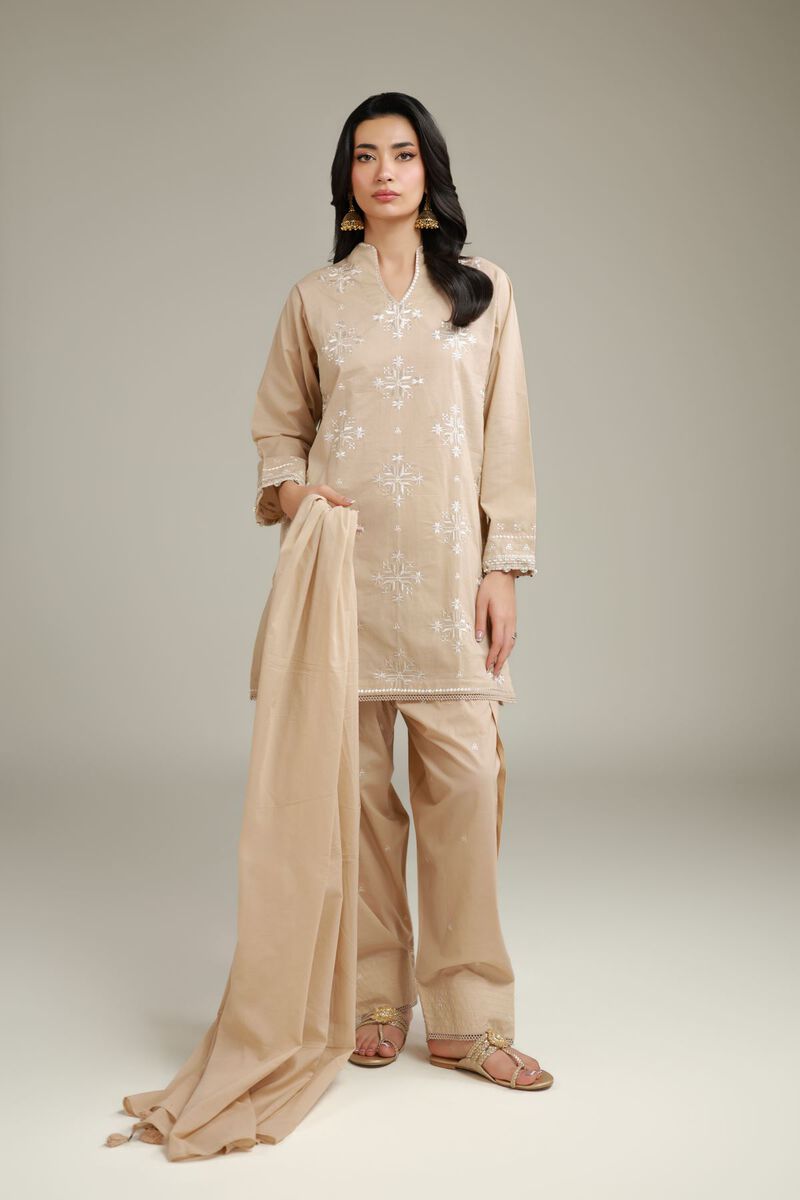 https://us.khaadi.com/dw/image/v2/BJTG_PRD/on/demandware.static/-/Sites-khaadi-master-catalog/default/dwbd8a78c5/images/hi-res/1-26-120-b-f_multi_1.jpg?sw=800&sh=1200