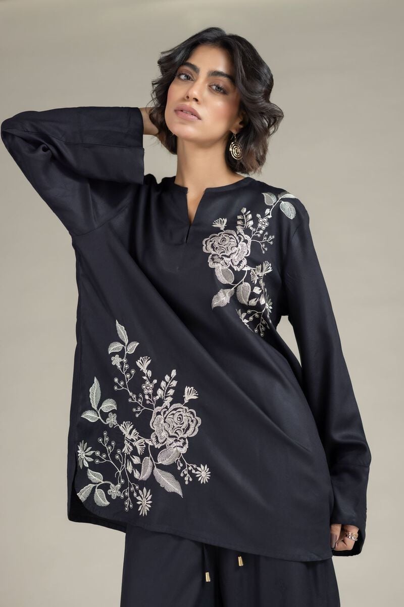 https://us.khaadi.com/dw/image/v2/BJTG_PRD/on/demandware.static/-/Sites-khaadi-master-catalog/default/dwbdb8d98d/images/hi-res/25-09-10w3-02ta_multi_1.jpg?sw=800&sh=1200