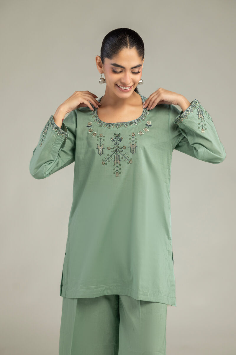 Embroidered | Cambric | Green Cambric Kurta | USD 40.00