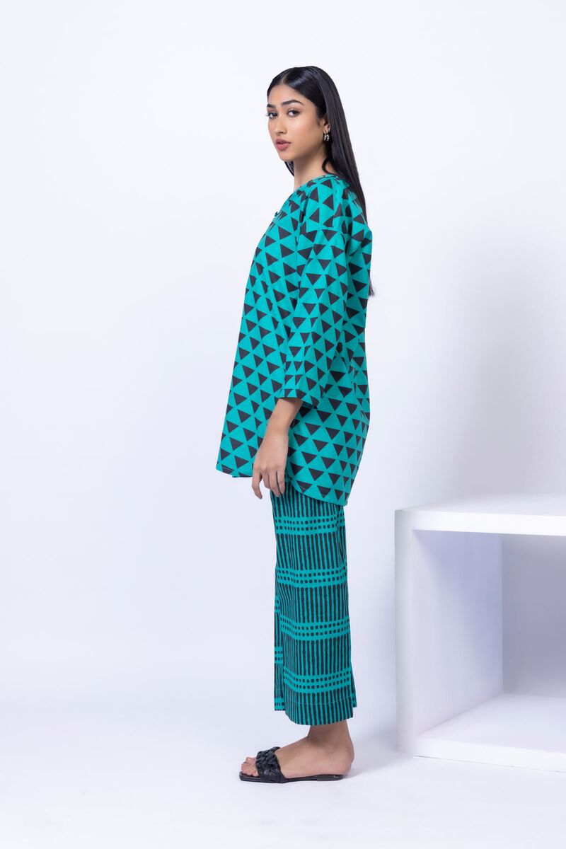 https://us.khaadi.com/dw/image/v2/BJTG_PRD/on/demandware.static/-/Sites-khaadi-master-catalog/default/dwc47146ab/images/hi-res/25-01ex6-12ba_multi_1.jpg?sw=800&sh=1200