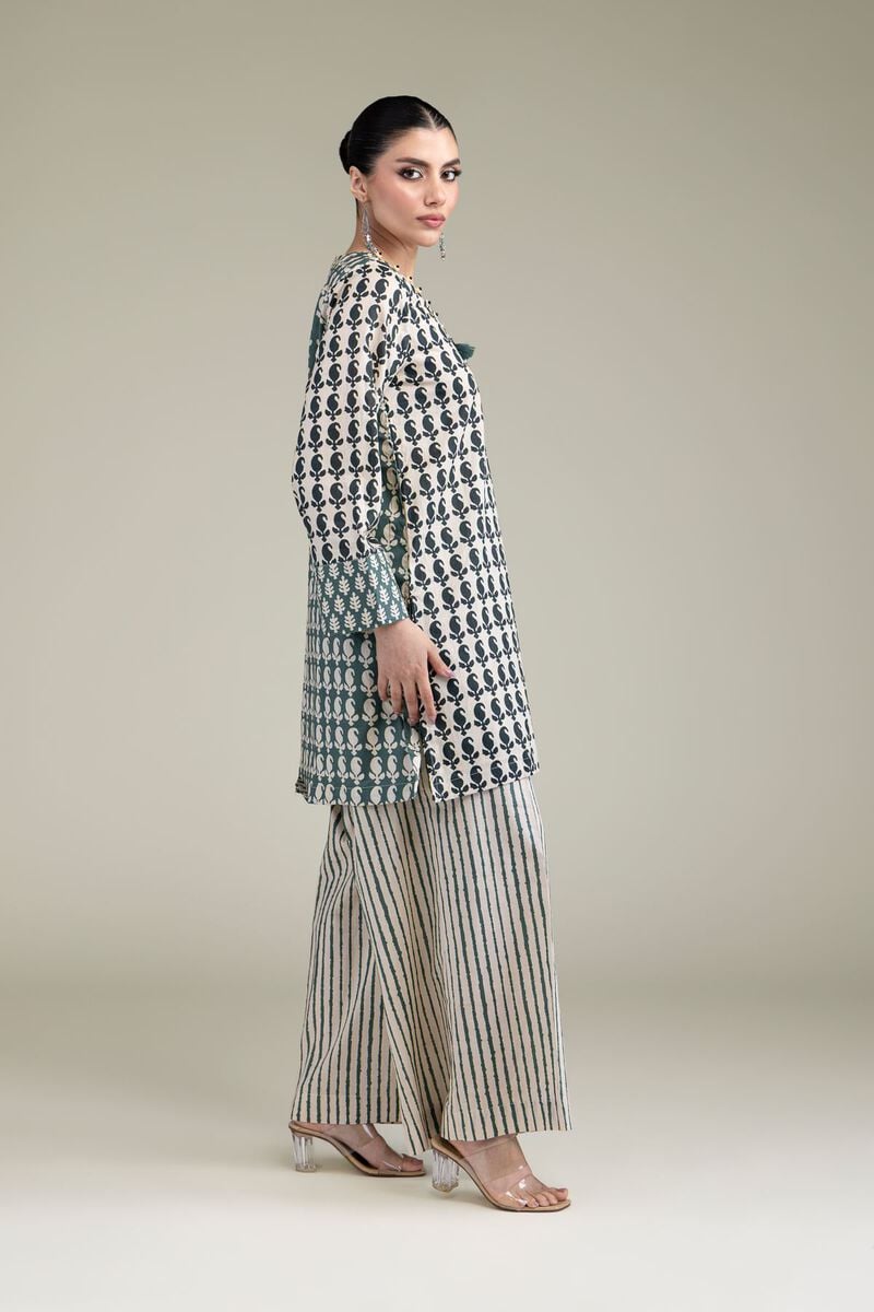 https://us.khaadi.com/dw/image/v2/BJTG_PRD/on/demandware.static/-/Sites-khaadi-master-catalog/default/dwc4736a18/images/hi-res/1-26-209-b-i1_multi_1.jpg?sw=800&sh=1200