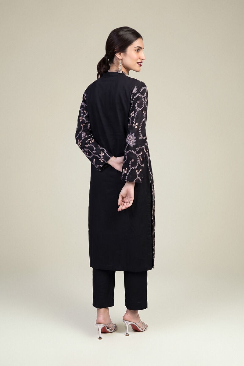 Embroidered | Raw Silk | Floral Black Kurta | USD 60.00