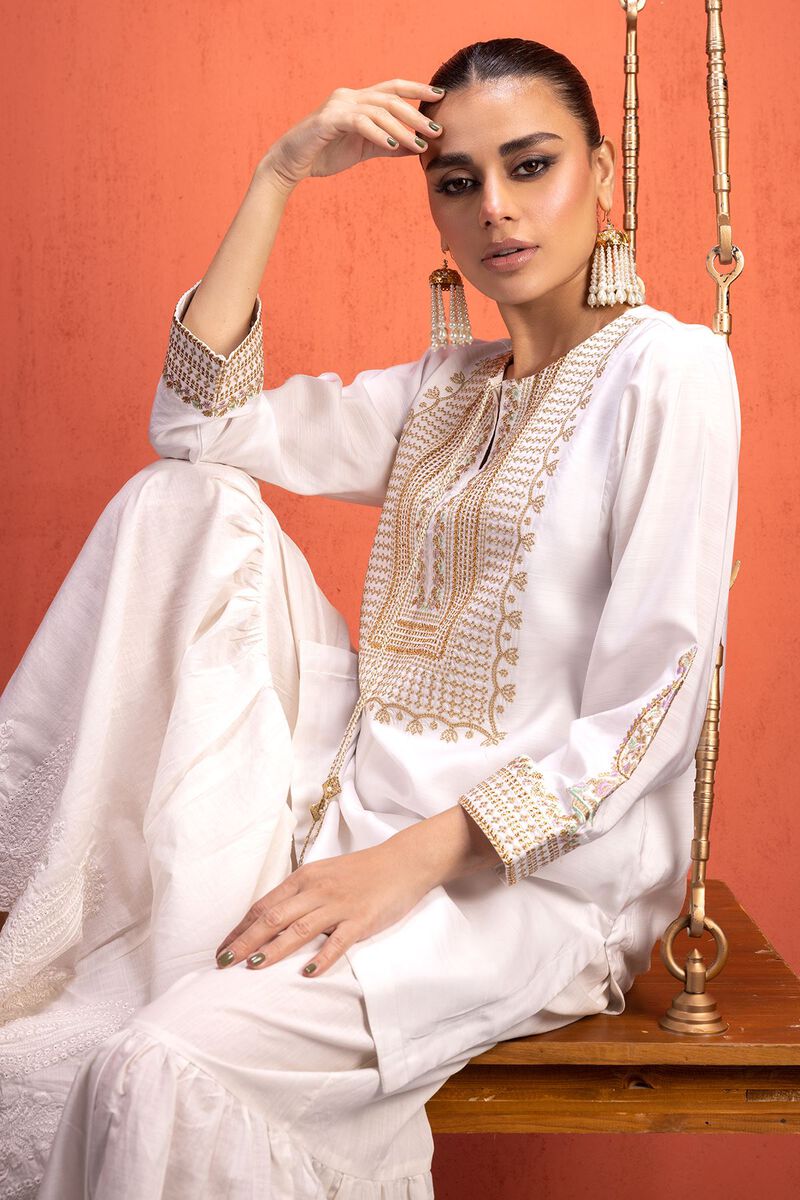  | Kurta | Embroidered | null