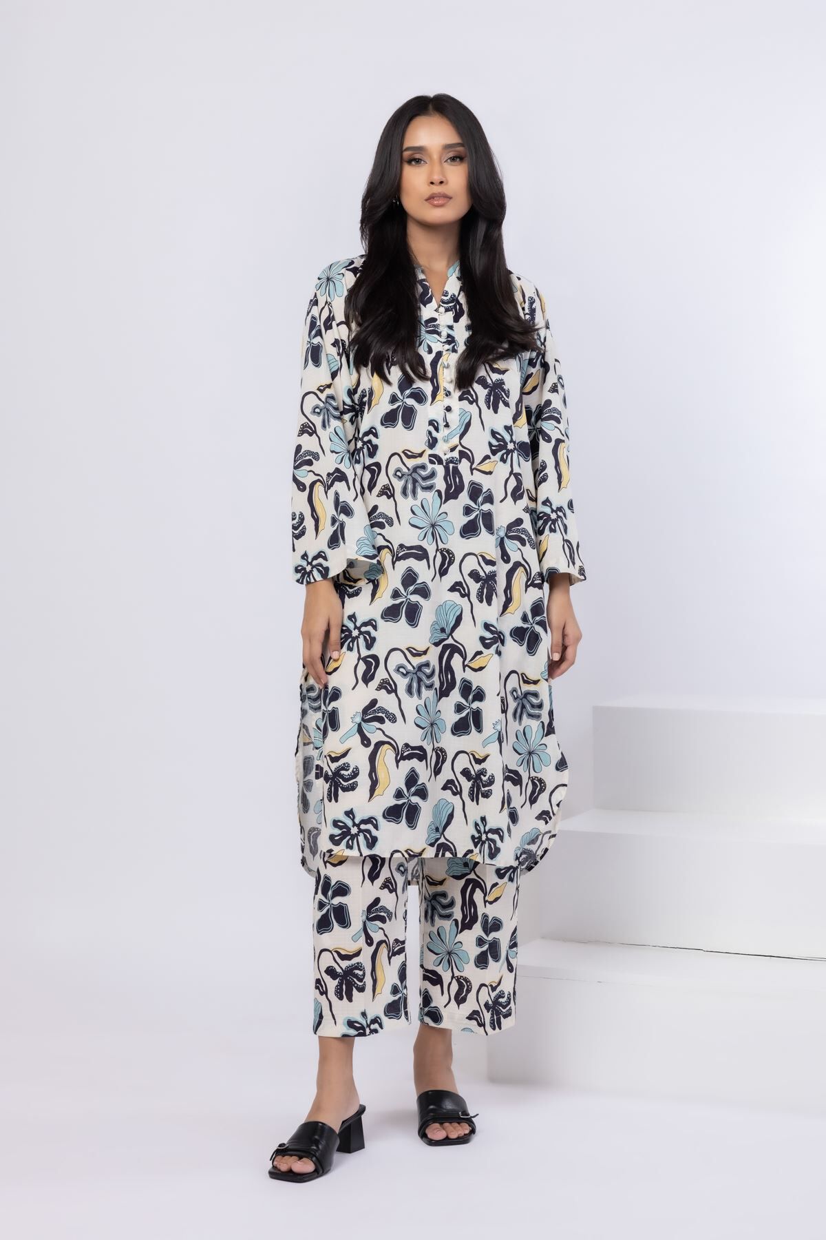Buy Kurta | 0.0 N/A | 25-08-8E3-03TA-VG_MULTI | Khaadi United States