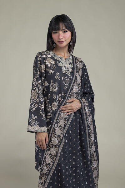 Embroidered | Lawn | Lawn 3-Piece Tailored | USD 70.00